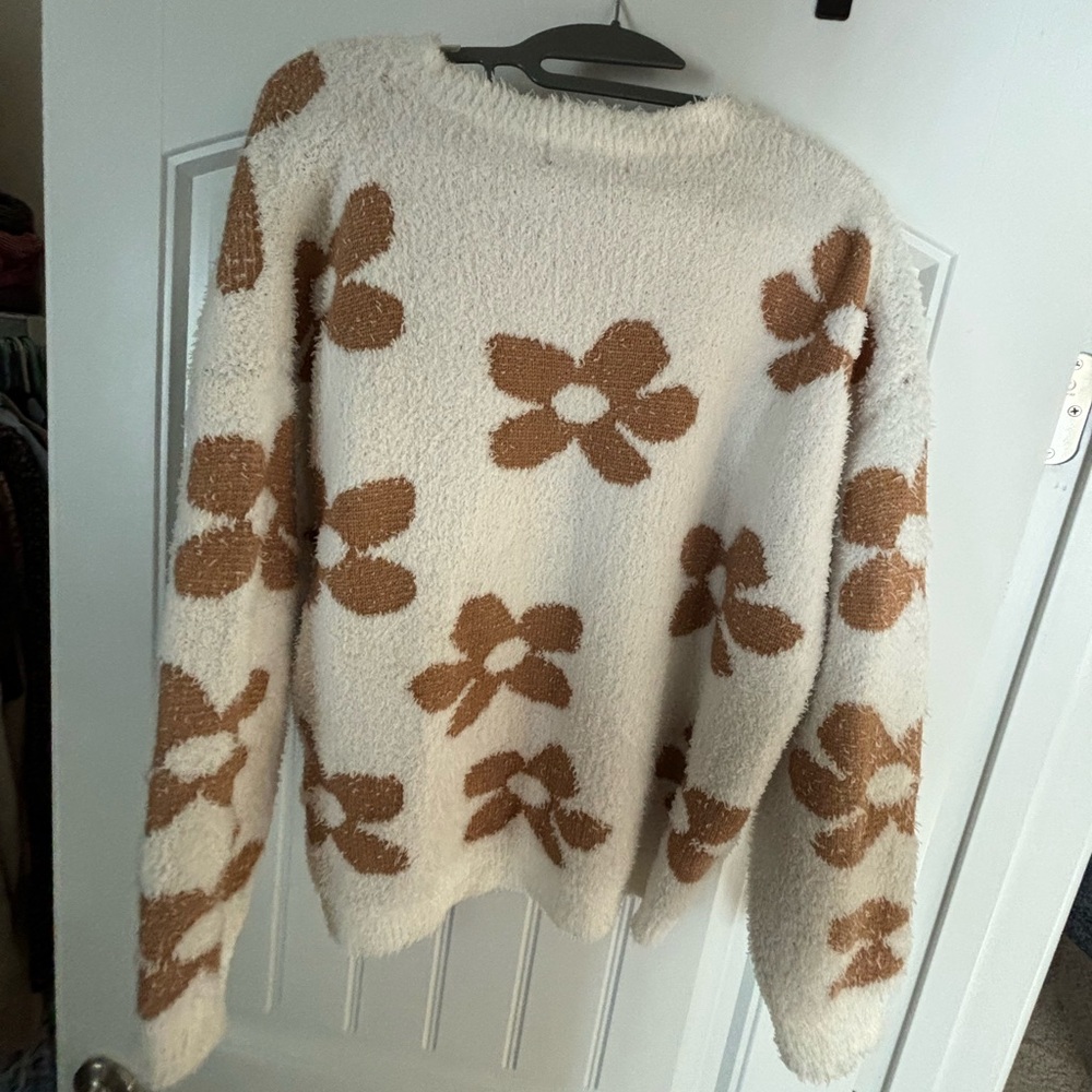 Sweater - Picture 2 of 3